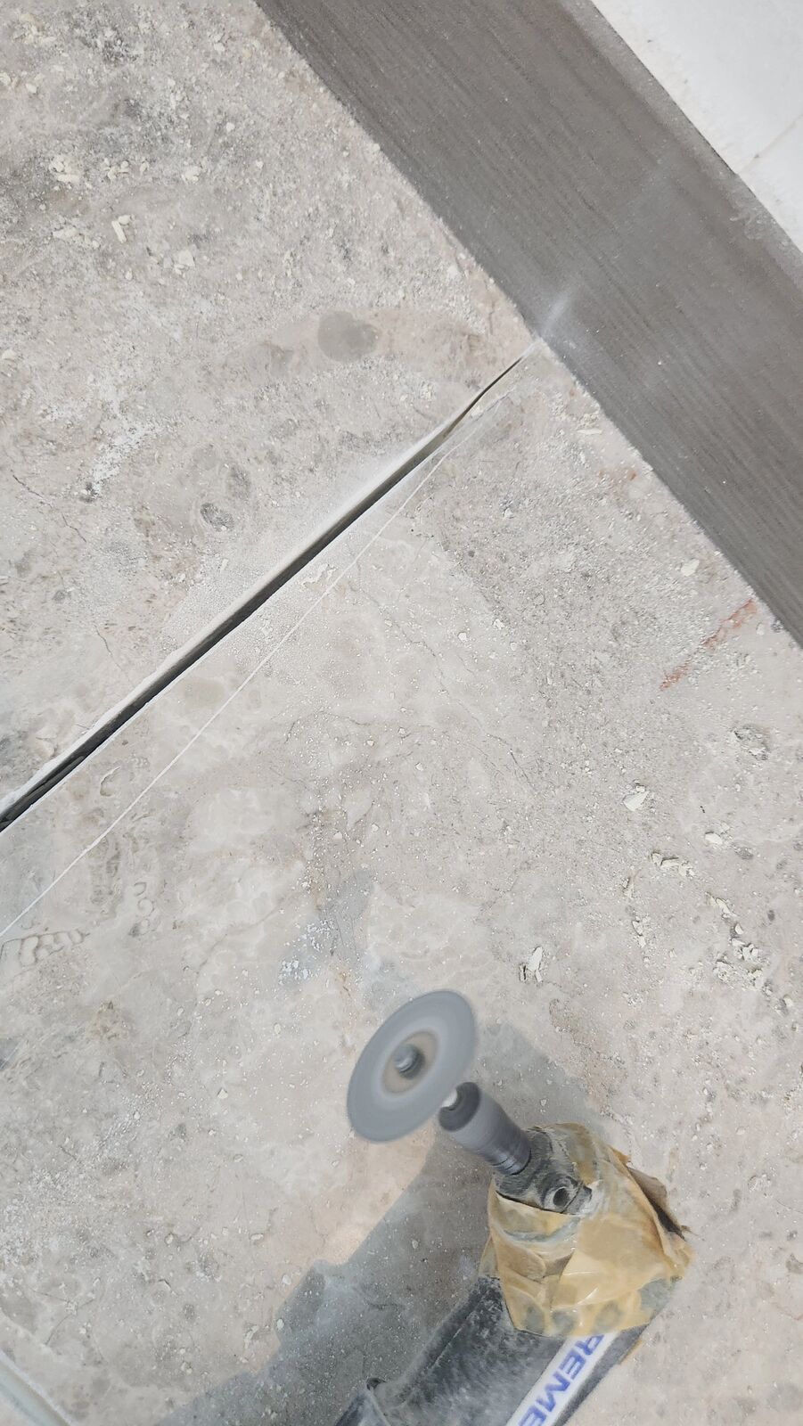용산 대리석줄눈보수 작업 현장 사진